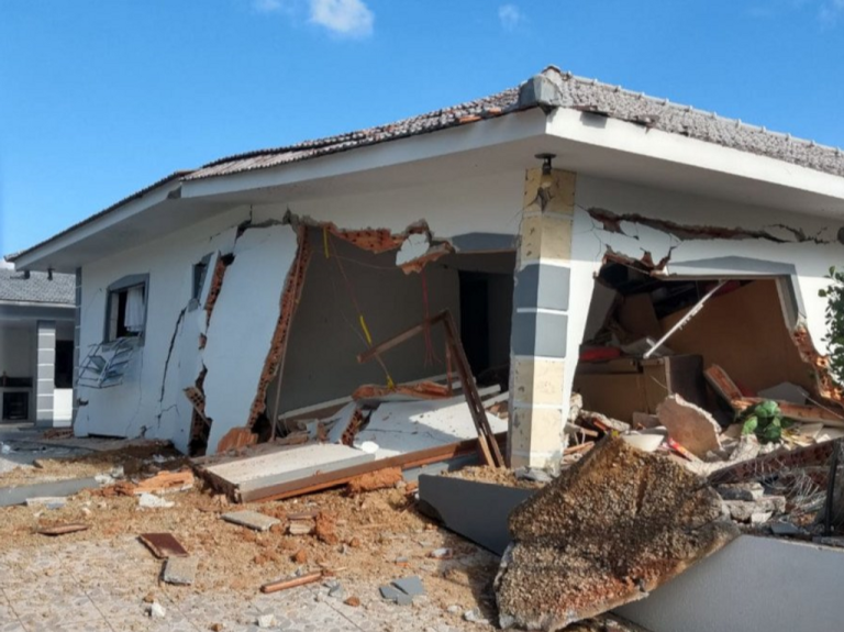 Explosão em casa da Grande Florianópolis mostra importância da instalação de gás
