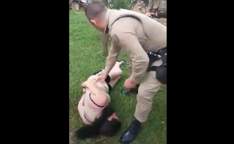 Policiais militares são denunciados por crime após ocorrência em que mulher teve perna fraturada