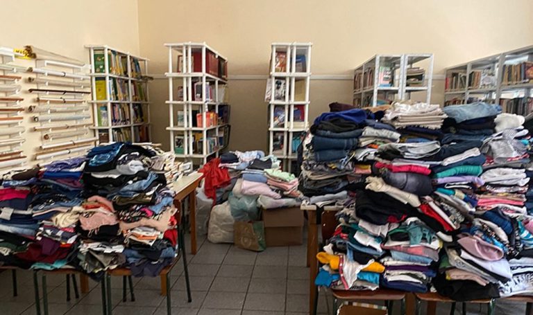 Colégio SuperAtivo arrecada mais de três mil peças de roupas em Olímpiadas Cultural