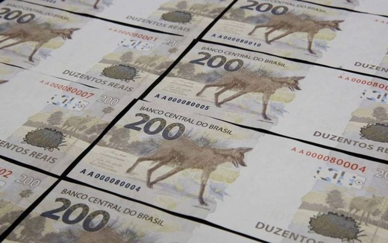Defensoria entra com ação para que BC tire notas de R$ 200 de circulação