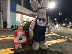 CDL decora o centro da cidade para a Páscoa