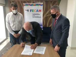 CINCATARINA e FECAM firmam Termo de Cooperação Técnica