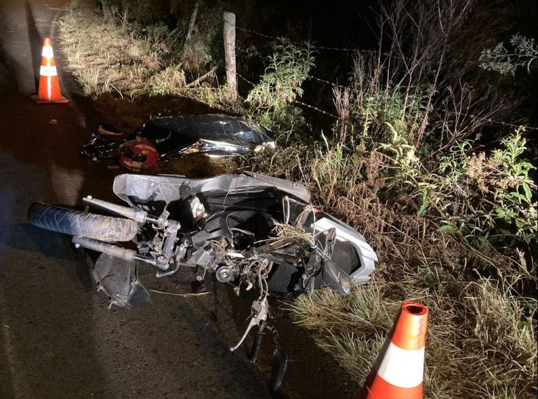 Mulher morre em acidente envolvendo motocicleta e caminhonete em Videira