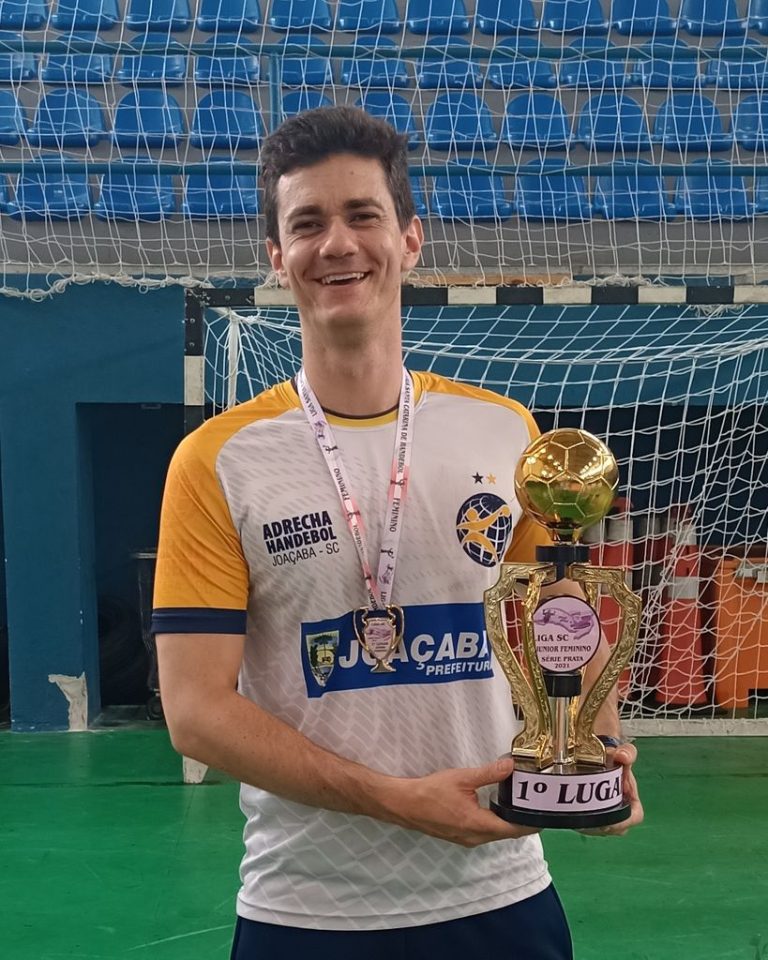 Técnico de handebol da Adrecha de Joaçaba é convocado para treinar Seleção Catarinense sub-16 Feminina de Santa Catarina