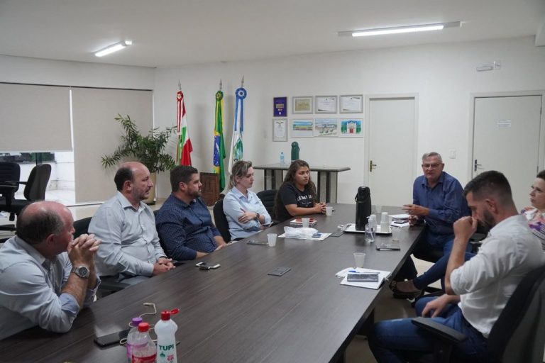 Joaçaba realiza reunião com membros da sala de situação para intensificação do combate ao Aedes Aegypti