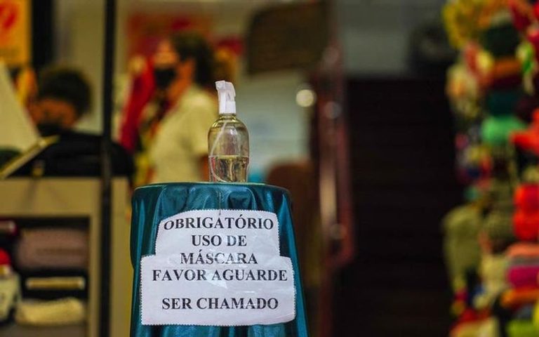 Decretos sobre a Covid em SC vão ser substituídos por recomendações