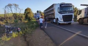 Motociclista morre em grave acidente na BR-282 no Oeste