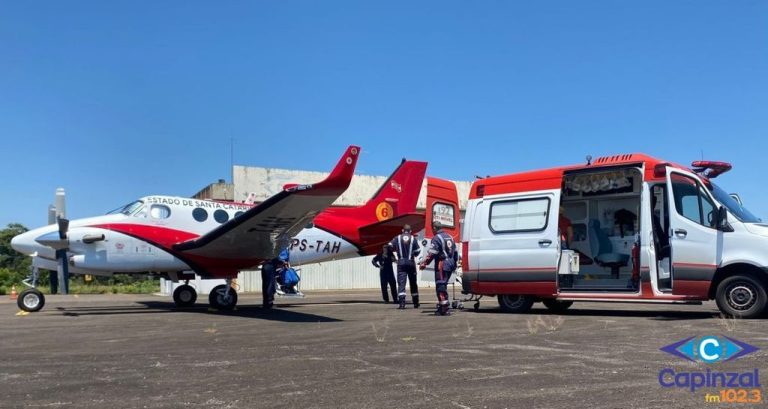 Bebê de Capinzal é transferida do hospital de Concórdia para Lages com avião dos Bombeiros
