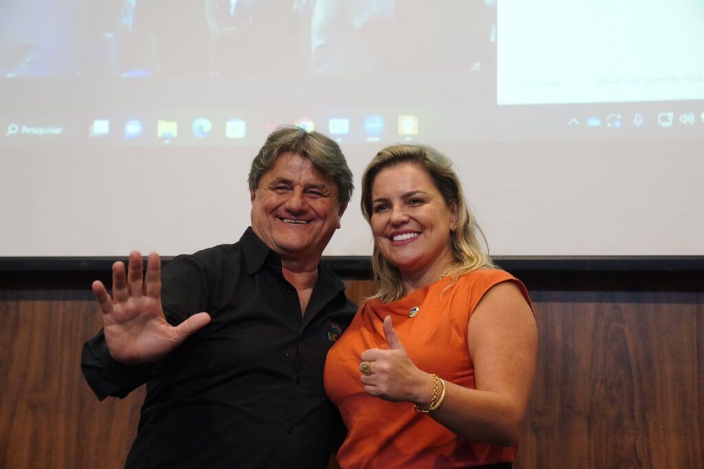 Milena Andersen Lopes é eleita nova presidente da FECAM