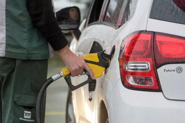 Saiba quanto vai custar a gasolina em SC após a volta da tributação