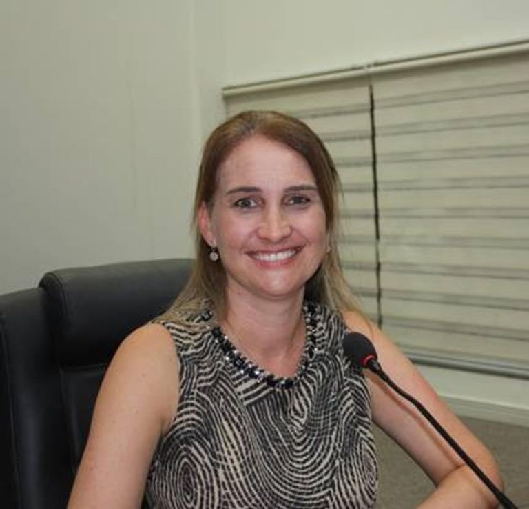 Rita Weiss pede que cargos de agente de saúde sejam preenchidos