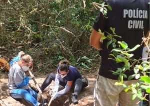 Suposto corpo de mulher que havia desaparecido em SC é encontrado enterrado