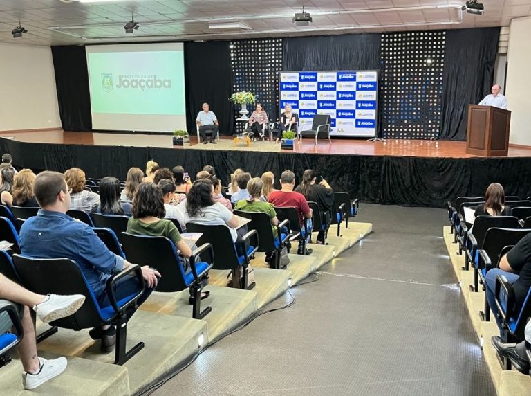 6ª Conferência Municipal de Saúde de Joaçaba reúne aproximadamente 300 pessoas