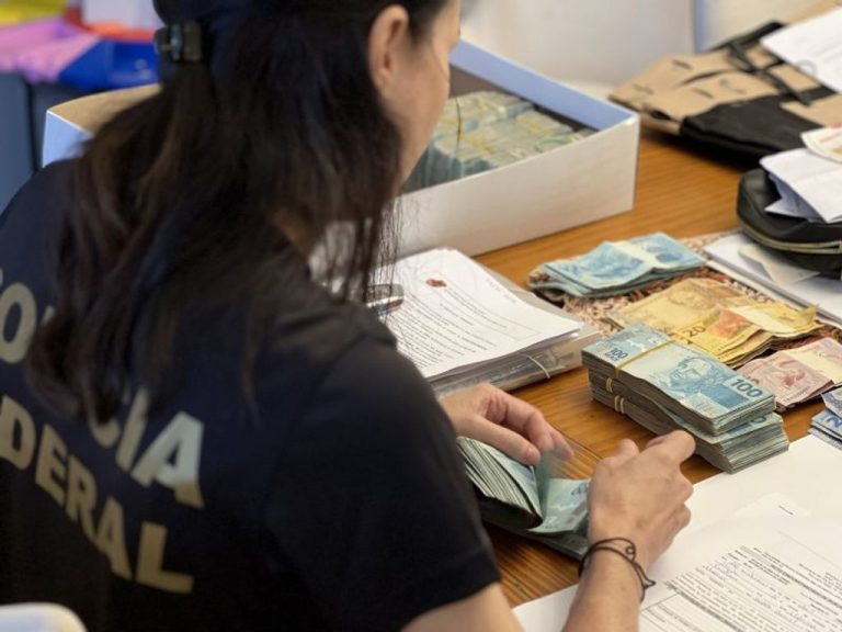 Advogado de SC é apontado pela PF como ‘chefe’ da lavagem de R$ 130 milhões do tráfico