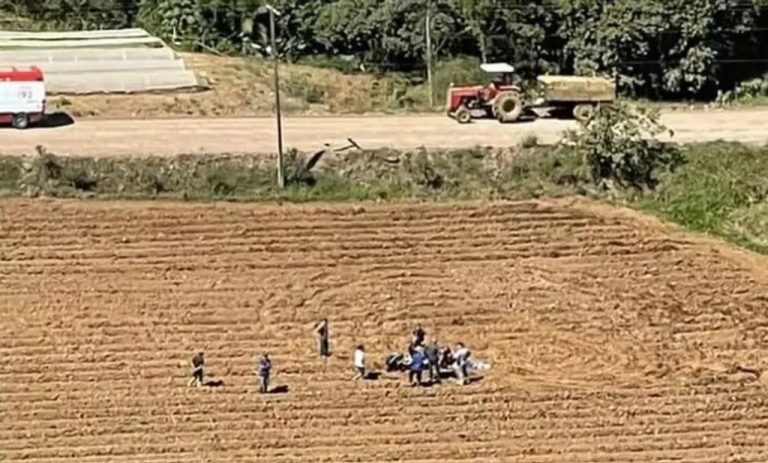 Jovem morre após cair de trator e ser atropelado pelo veículo em SC