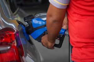 Novo modelo de cobrança do ICMS da gasolina entra em vigor hoje em SC