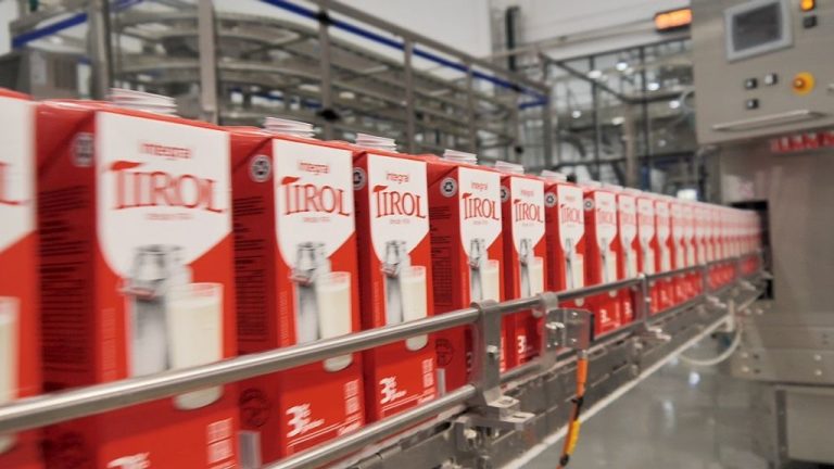 Catarinense Tirol adquire direitos para produzir e vender marca que pertencia à Danone