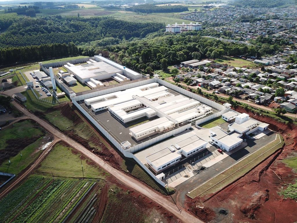 Servidora de presídio do Oeste é condenada por desviar mais R$ 300 mil