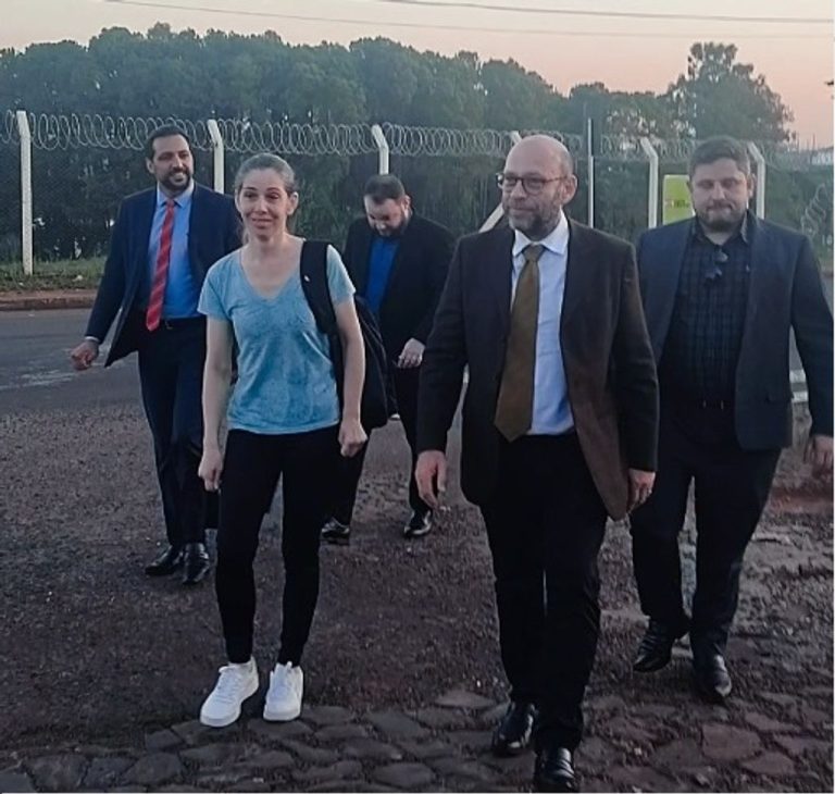 MPSC analisa possibilidade de contestar liberação de Cláudia Hoeckler, acusada de matar o marido