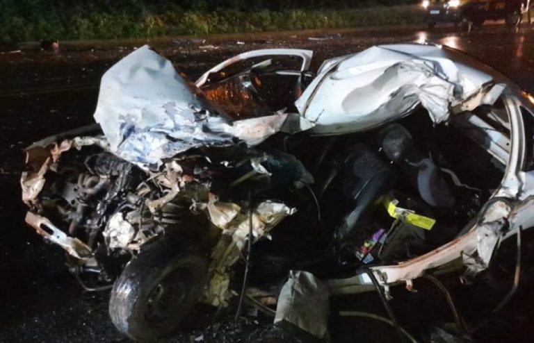 Colisão entre carro e ônibus tira a vida de motorista na BR 282