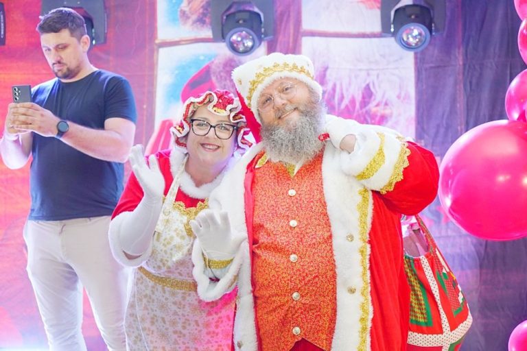 Natal Encantado ilumina Joaçaba com Magia e Alegria na Abertura Oficial