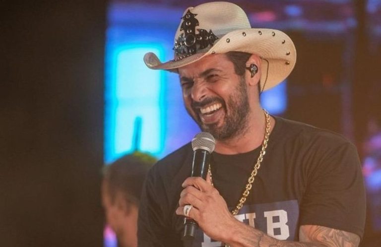 Morre, aos 41 anos, cantor sertanejo João Carreiro