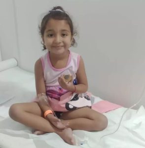 Menina de 4 anos morre com suspeita de dengue em SC e mãe denuncia negligência médica