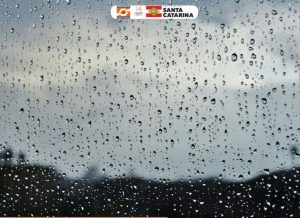 Chuva e frio seguem nesta quinta e sexta-feira em toda região