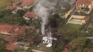 ‘Falei pra me colocar no avião’, diz passageiro que perdeu voo de avião que caiu em Vinhedo (vídeo)