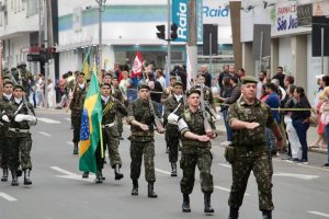 Joaçaba realiza Desfile Cívico de 7 de Setembro; veja as fotos