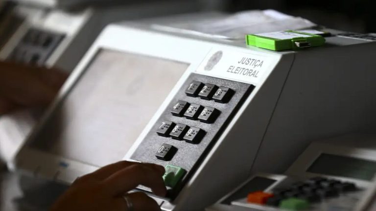 Candidatos e partidos prestam contas à Justiça Eleitoral a partir desta segunda-feira